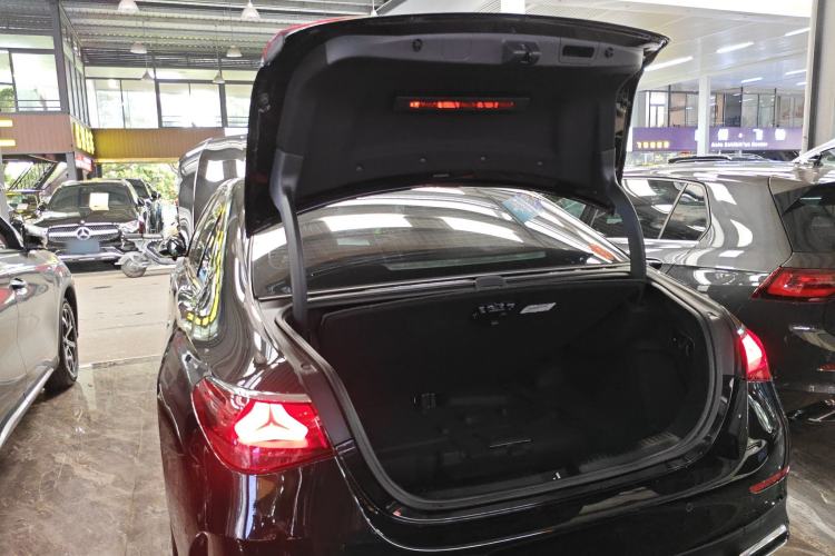 Used Mercedes-Benz E-Class 2024 E 260 Sport Edition Trunk