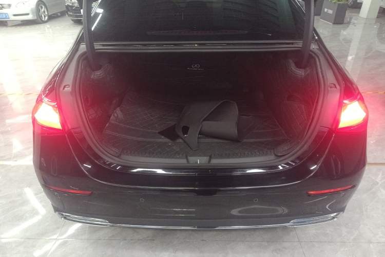 Used Mercedes-Benz E-Class 2024 E 300 L Stylish Model Trunk