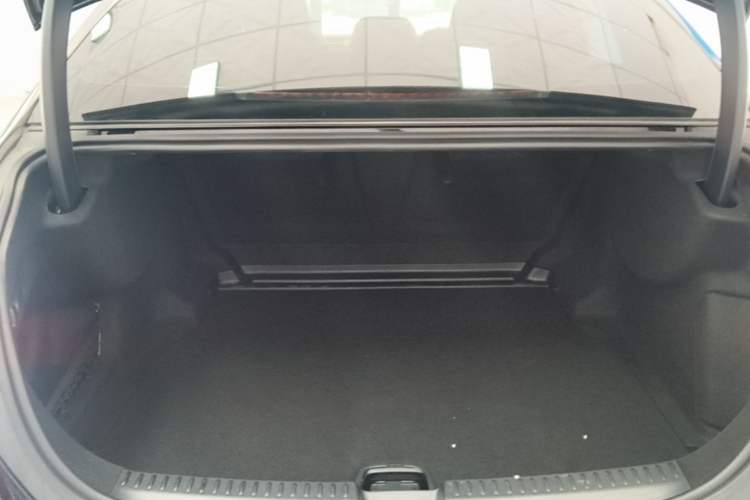 Used Mercedes-Benz E-Class 2024 E 300 L Luxury Model Trunk