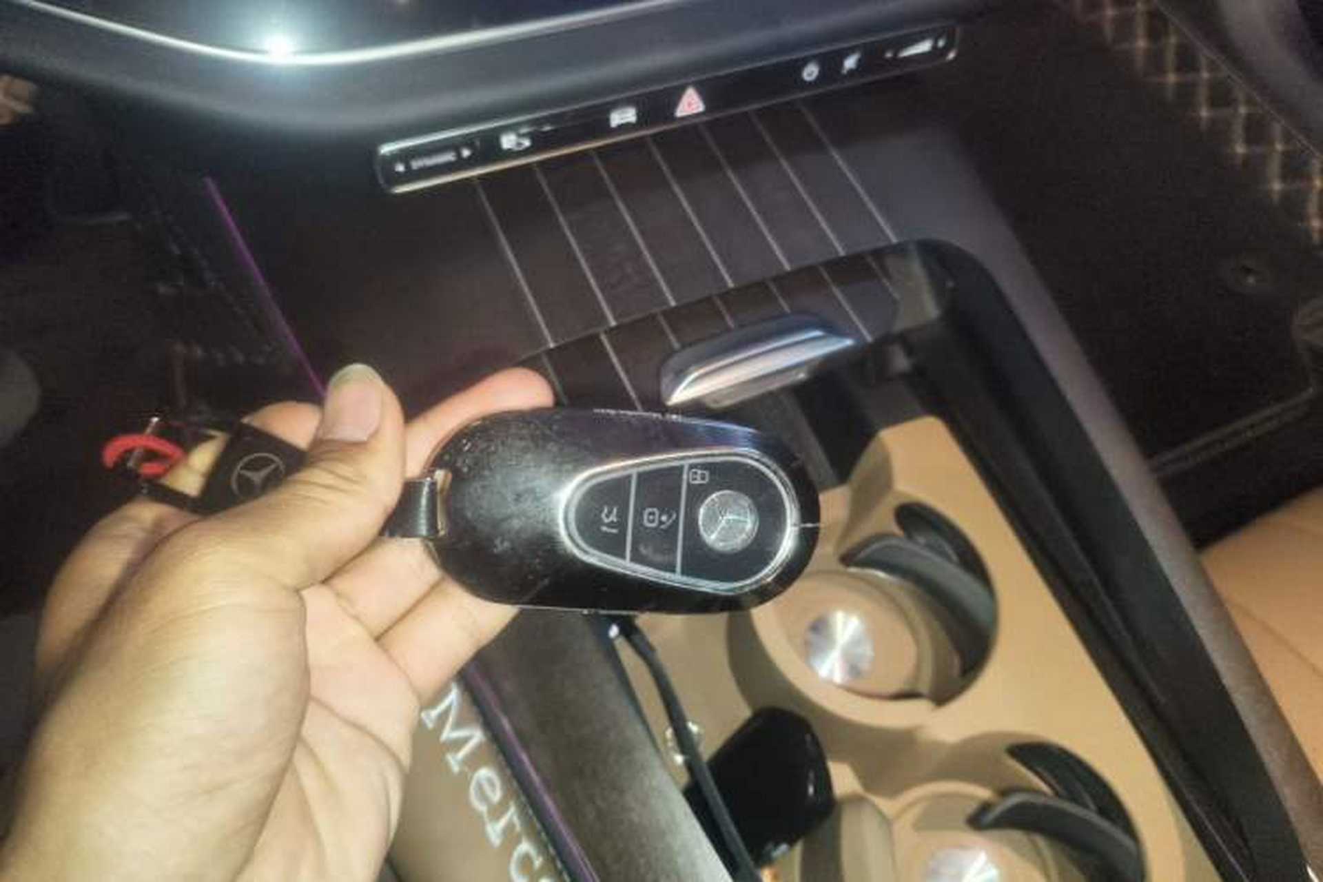 Used Mercedes-Benz E-Class 2024 Facelift E 300 L Luxury Edition Vehicle Key