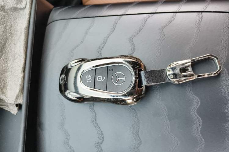 Used Mercedes-Benz E-Class 2024 E 260 Sport Edition Vehicle Key
