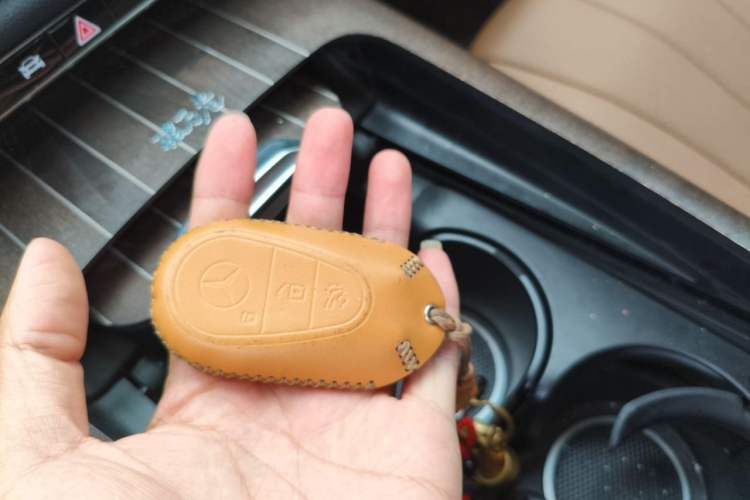 Used Mercedes-Benz E-Class 2024 E 300 L Luxury Model Vehicle Key