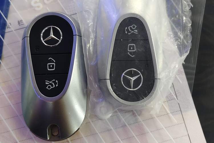 Used Mercedes-Benz E-Class 2024 Refresh E 300 L Stylish Edition Vehicle Key