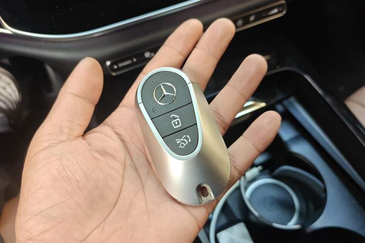 Used Mercedes-Benz E-Class 2024 E 260 L Vehicle Key