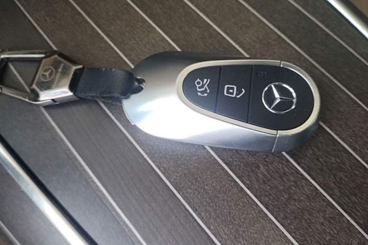 Used Mercedes-Benz E-Class 2024 E 300 L Luxury Model Vehicle Key