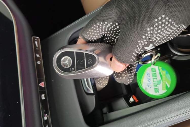 Used Mercedes-Benz E-Class 2024 Facelift E 260 L Vehicle Key