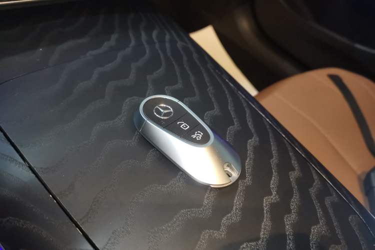 Used Mercedes-Benz E-Class 2024 E 260 Sport Edition Vehicle Key