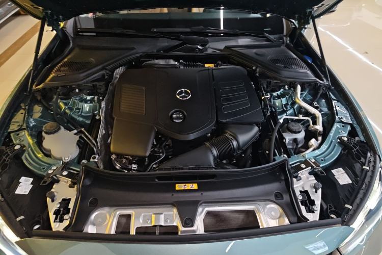 Used Mercedes-Benz E-Class 2024 E 300 Fashion Sport Edition Engine Bay