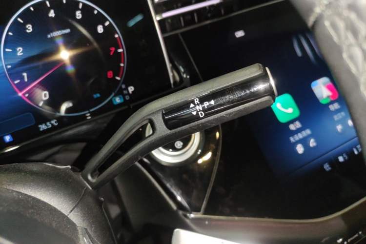Used Mercedes-Benz E-Class 2024 E 300 L Luxury Model Gear Lever