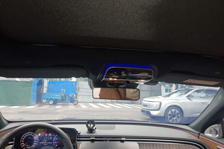 Used Mercedes-Benz E-Class 2024 E 300 L Stylish Model Headliner