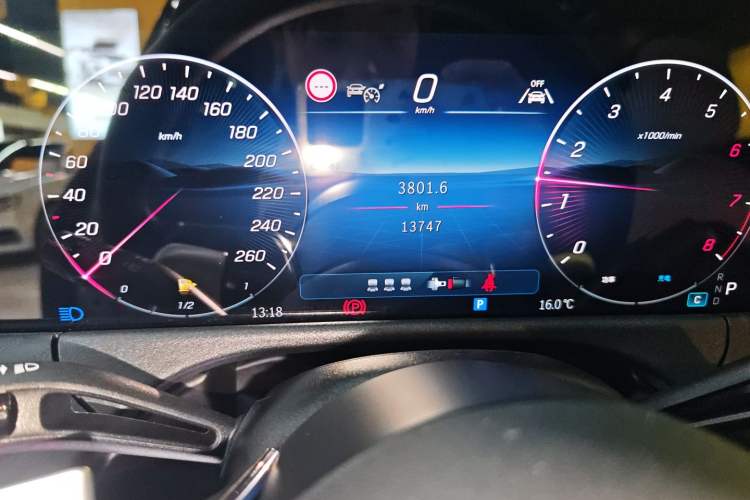 Used Mercedes-Benz E-Class 2024 E 300 Fashion Sport Edition Instrument Cluster