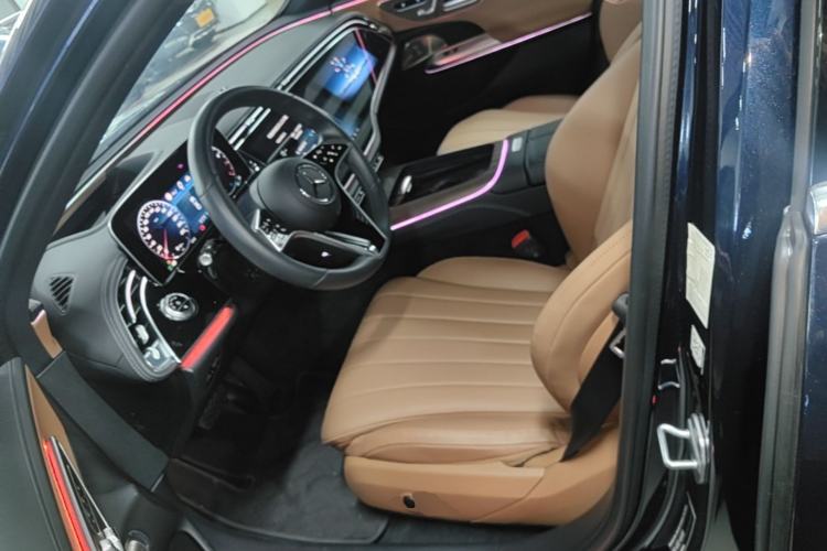 Used Mercedes-Benz E-Class 2024 E 300 L Exclusive Edition Left Front Seat