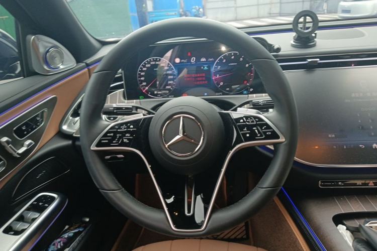 Used Mercedes-Benz E-Class 2024 E 300 L Stylish Model Steering Wheel