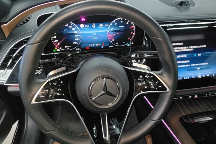 Used Mercedes-Benz E-Class 2024 E 300 L Exclusive Edition Steering Wheel