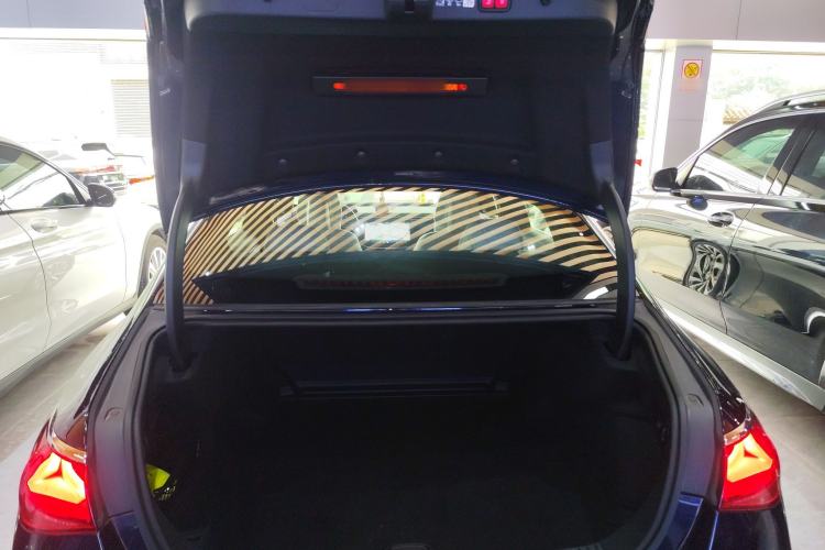 Used Mercedes-Benz E-Class 2024 E 300 L Luxury Model Trunk