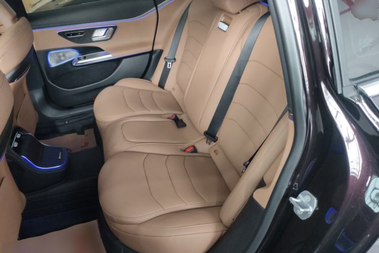 Used Mercedes-Benz E-Class 2024 E 300 L Fashion Sport Model Left Rear Seat