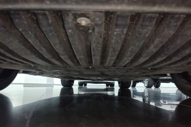 Used Mercedes-Benz E-Class 2024 E 300 Fashion Sport Edition Chassis Front