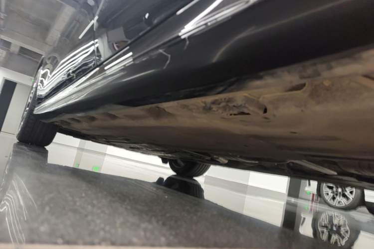 Used Mercedes-Benz E-Class 2024 E 300 Fashion Sport Edition Chassis Rear Left
