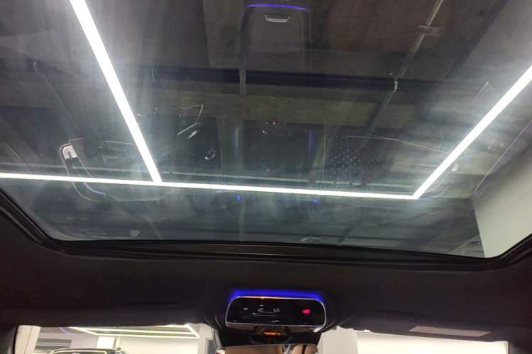 Used Mercedes-Benz E-Class 2024 E 300 Fashion Sport Edition Headliner