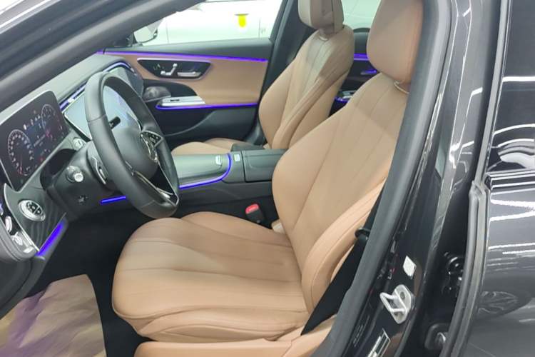 Used Mercedes-Benz E-Class 2024 E 300 Fashion Sport Edition Left Front Seat