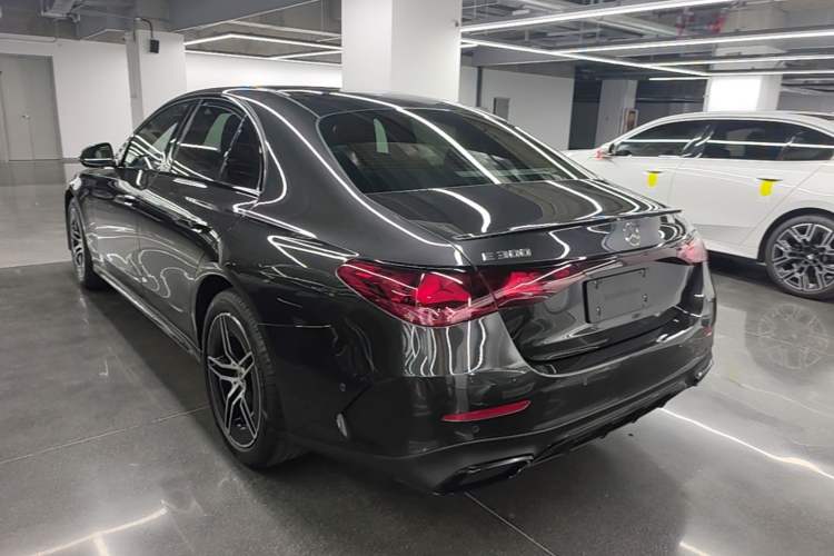 Used Mercedes-Benz E-Class 2024 E 300 Fashion Sport Edition Rear Left 45 Deg