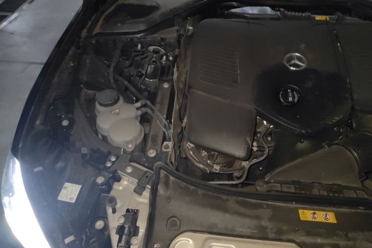 Used Mercedes-Benz E-Class 2024 E 300 L Exclusive Edition Engine Bay Right
