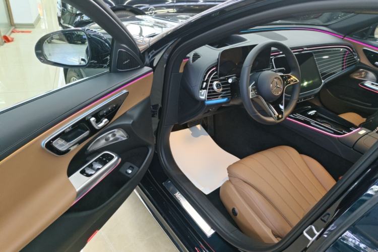 Used Mercedes-Benz E-Class 2024 E 260 L 4MATIC Driver Seat