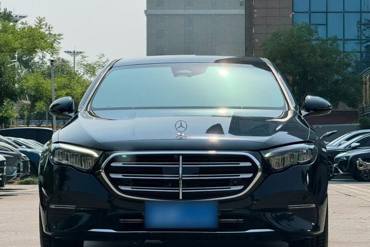 Used Mercedes-Benz E-Class 2024 E 260 L Exterior 1