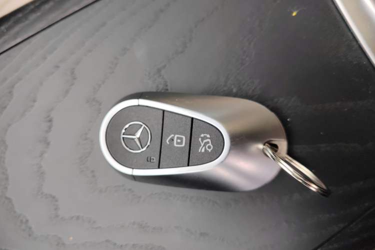Used Mercedes-Benz E-Class 2024 E 260 Sport Edition Vehicle Key