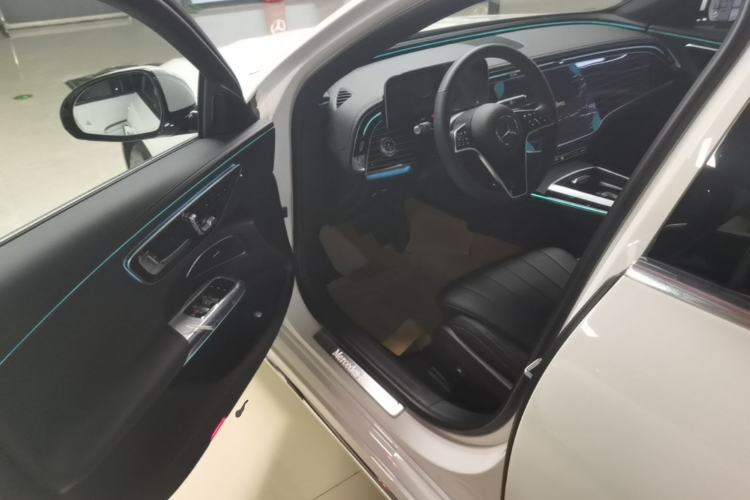 Used Mercedes-Benz E-Class 2024 E 260 L 4MATIC Driver Seat