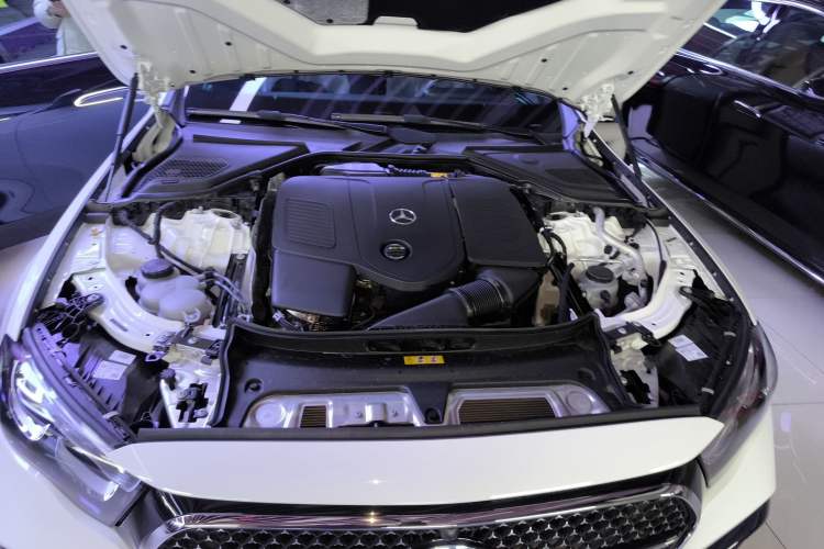 Used Mercedes-Benz E-Class 2024 E 260 L 4MATIC Sport Edition Engine Bay