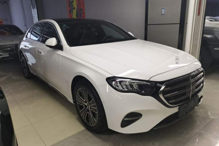 Used Mercedes-Benz E-Class 2024 E 260 L 4MATIC Exterior 1