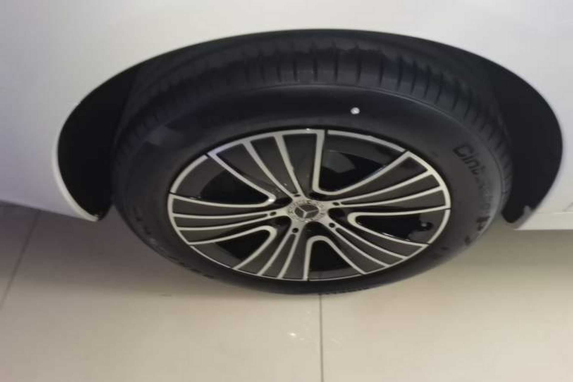 Used Mercedes-Benz E-Class 2024 E 260 L 4MATIC Exterior 5