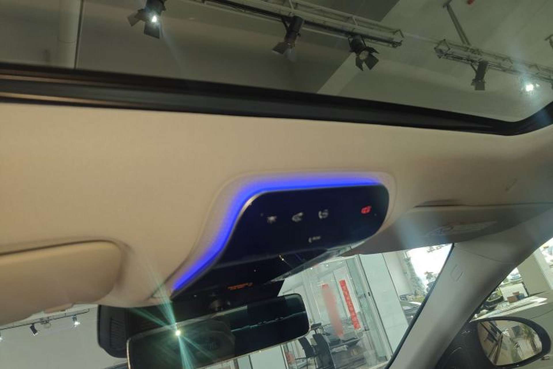 Used Mercedes-Benz E-Class 2024 E 300 Fashion Sport Edition Headliner