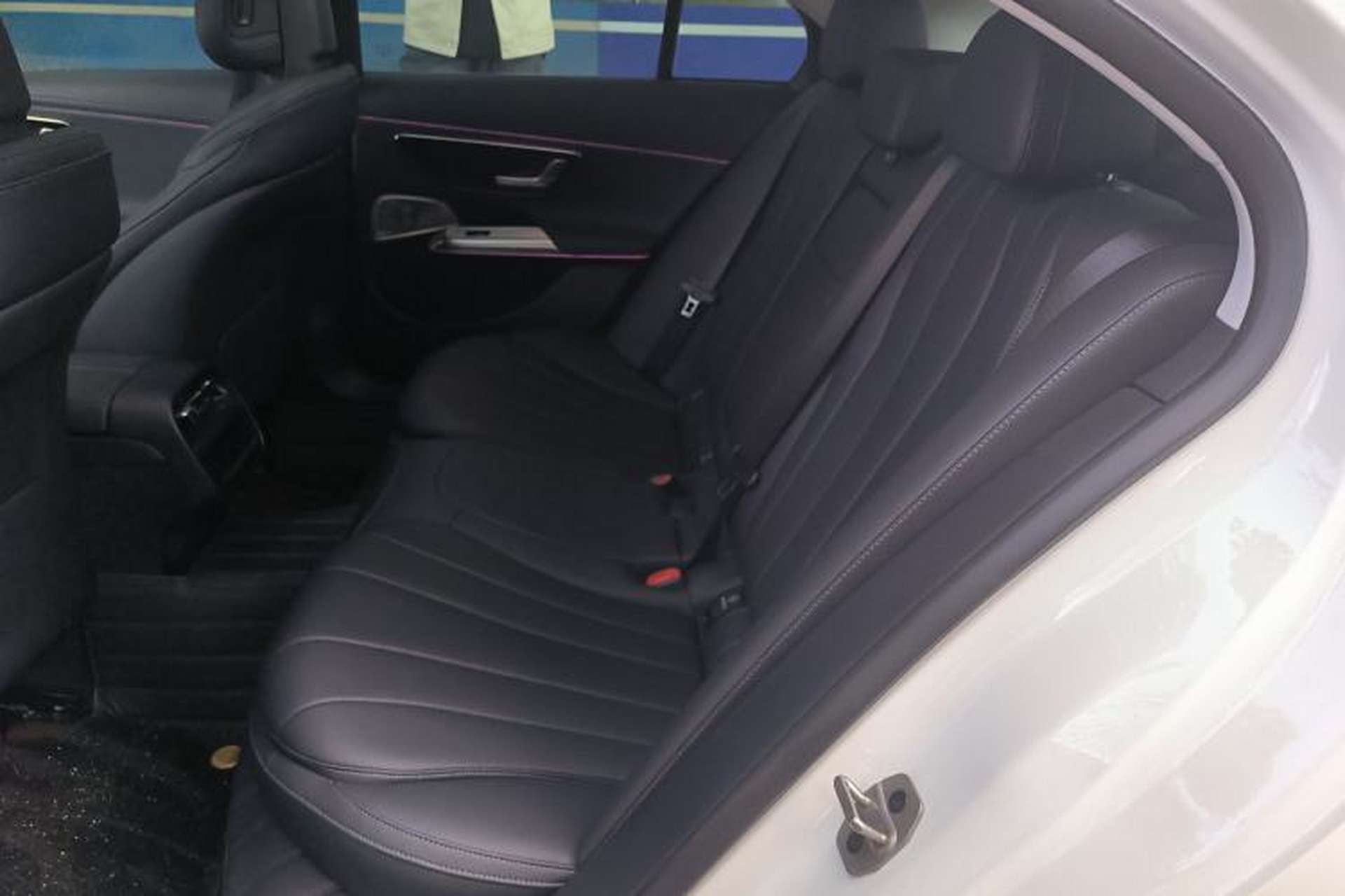 Used Mercedes-Benz E-Class 2024 E 300 Luxury Sport Edition Left Rear Seat
