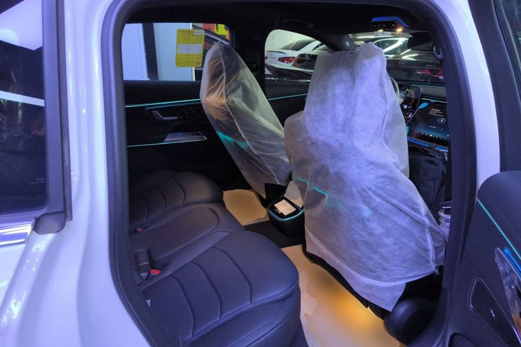 Used Mercedes-Benz E-Class 2024 E 260 L 4MATIC Sport Edition Left Rear Seat