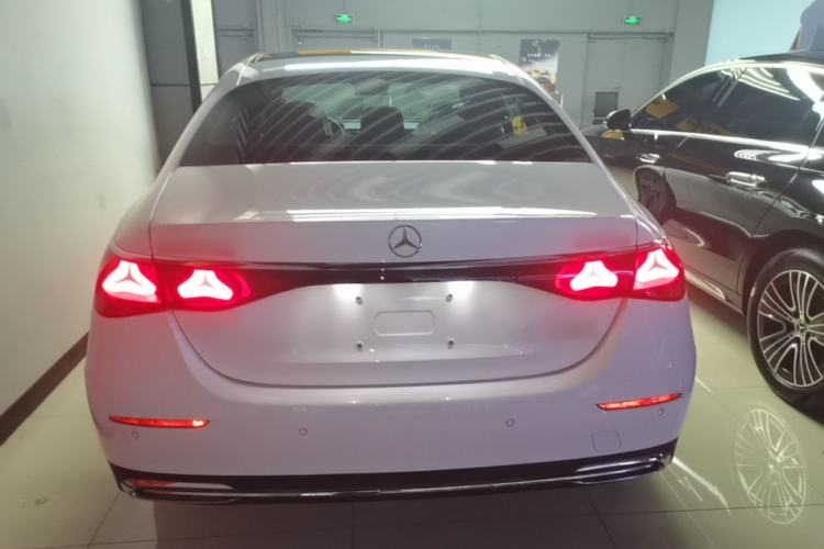 Used Mercedes-Benz E-Class 2024 E 260 L 4MATIC Rear