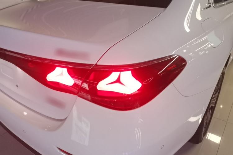Used Mercedes-Benz E-Class 2024 E 260 L 4MATIC Right Rear Taillight