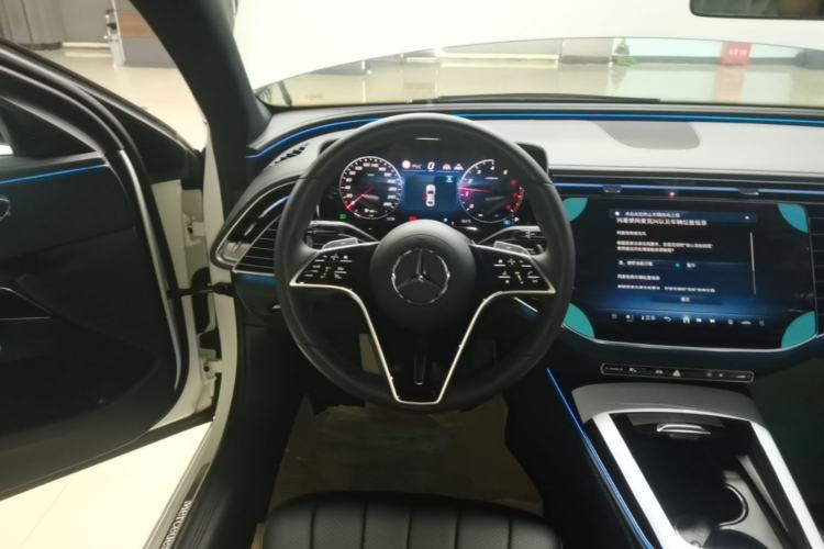 Used Mercedes-Benz E-Class 2024 E 260 L 4MATIC Steering Wheel
