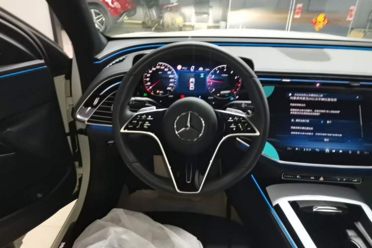 Used Mercedes-Benz E-Class 2024 E 260 L 4MATIC Steering Wheel