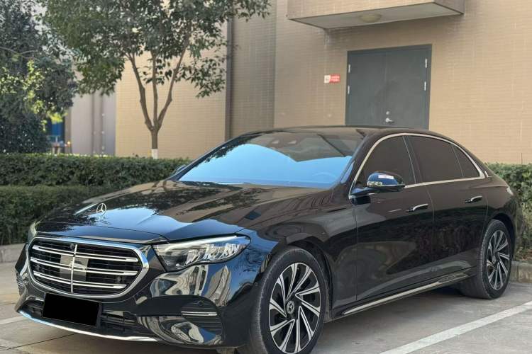 Mercedes-Benz E-Class 2025 E 300 L Luxury Model