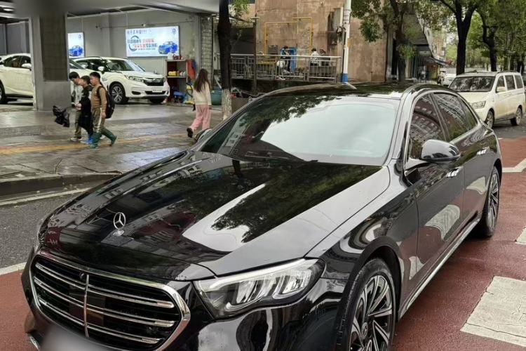 Used Mercedes-Benz E-Class 2025 E 300 L Luxury Model Guazi used car, China used car export, Used car for sale, Used cars, Cheapest cars for sale