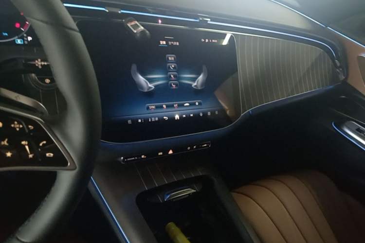 Used Mercedes-Benz E-Class 2025 E 300 L Stylish Model Audio And AC Panel