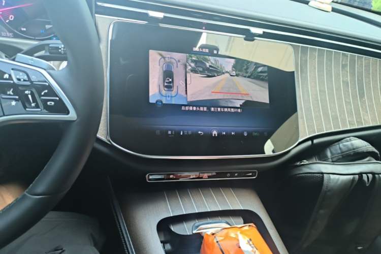 Used Mercedes-Benz E-Class 2025 E 300 L Stylish Model Audio And AC Panel