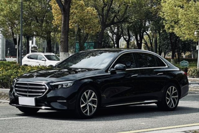Used Mercedes-Benz E-Class 2025 Facelift E 300 L Fashion Edition