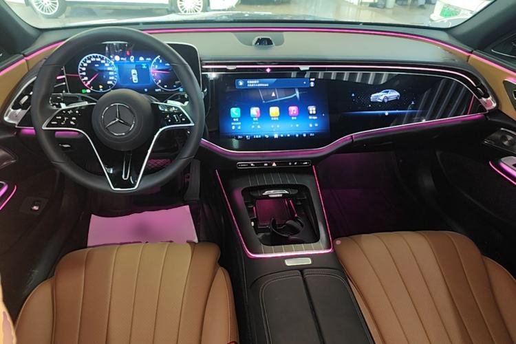 Used Mercedes-Benz E-Class 2025 Facelift E 300 L Luxury Edition Center Console