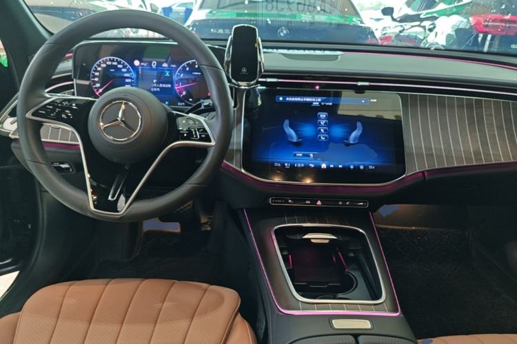 Used Mercedes-Benz E-Class 2025 E 300 L Stylish Model Center Console