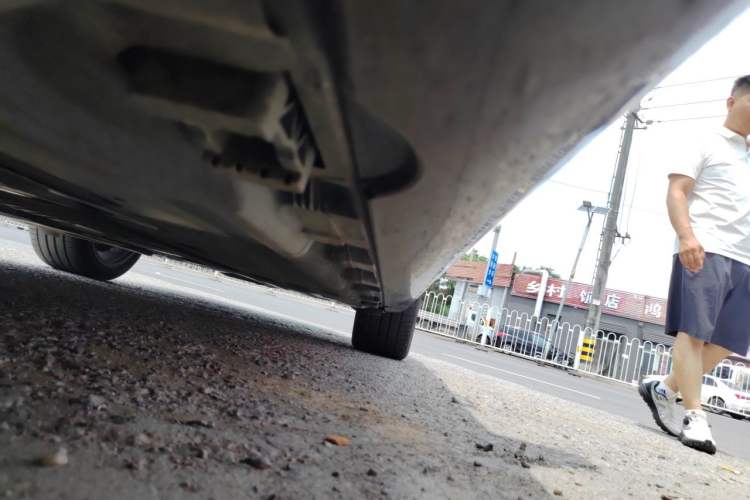 Used Mercedes-Benz E-Class 2025 E 300 L Stylish Model Chassis Front Left