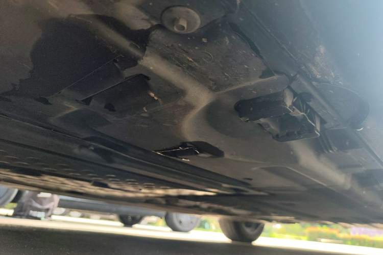 Used Mercedes-Benz E-Class 2025 E 260 L Chassis Front Left
