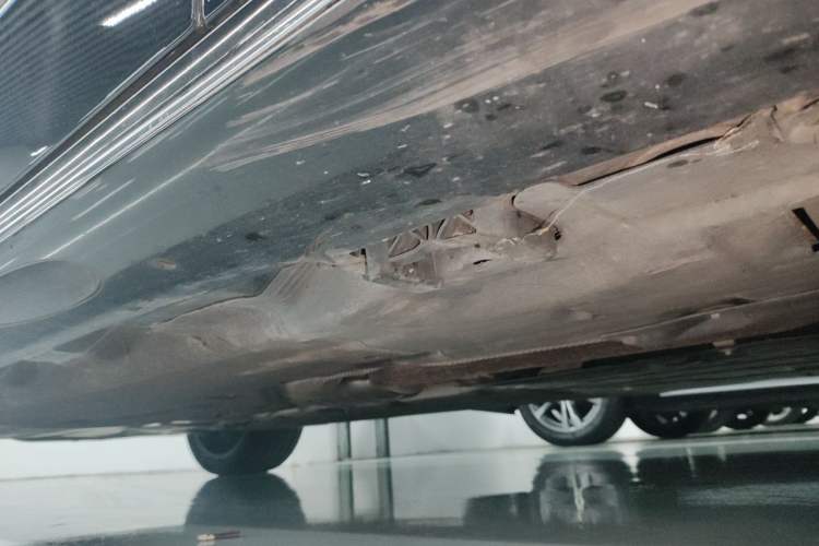 Used Mercedes-Benz E-Class 2025 E 300 L Luxury Model Chassis Front Right